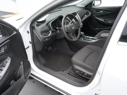 Used 2024 Chevrolet Malibu LT FWD image 13