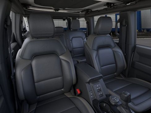 New 2026 Ford Bronco Outer Banks AWD/4WD image 13