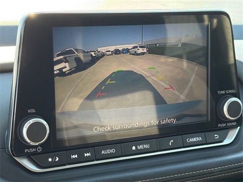 Certified 2024 Nissan Rogue SV image 26