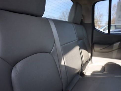 Used 2016 Nissan Frontier S image 28