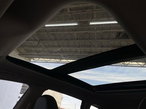 Used 2015 Nissan Murano Platinum w/ Platinum Technology Package image 41