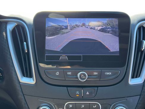 Used 2022 Chevrolet Malibu LT image 27