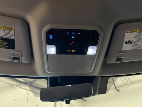 Used 2024 Toyota Tundra Limited image 22