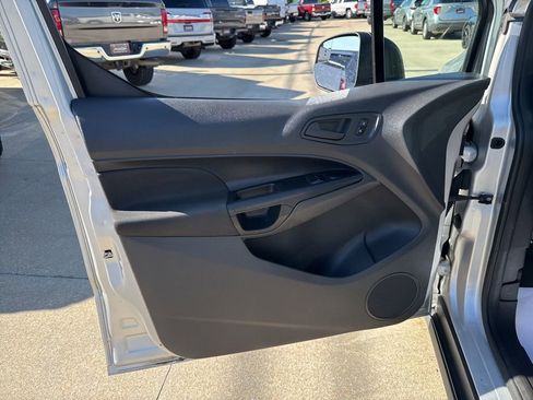 Used 2016 Ford Transit Connect XL FWD image 27