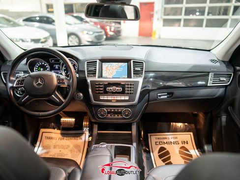 Used 2015 Mercedes-Benz ML 400 4MATIC image 14