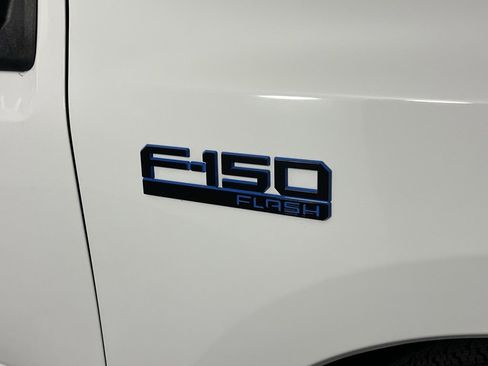 Used 2024 Ford F150 Lightning Flash w/ Max Trailer Tow Package image 11