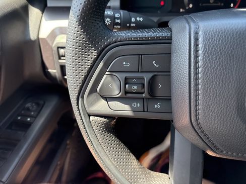 Certified 2026 Toyota Tacoma SR5 AWD/4WD image 22