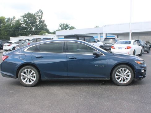 Used 2022 Chevrolet Malibu LT FWD image 11