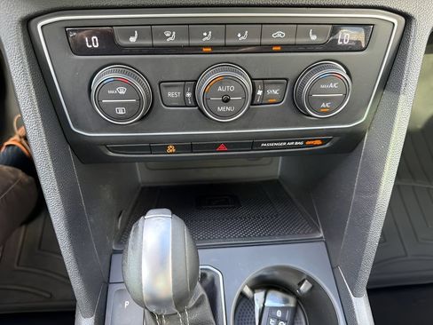 Used 2021 Volkswagen Atlas SE AWD/4WD image 16