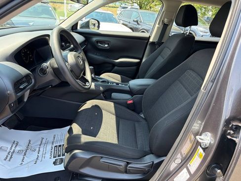 Used 2025 Honda HR-V LX image 22