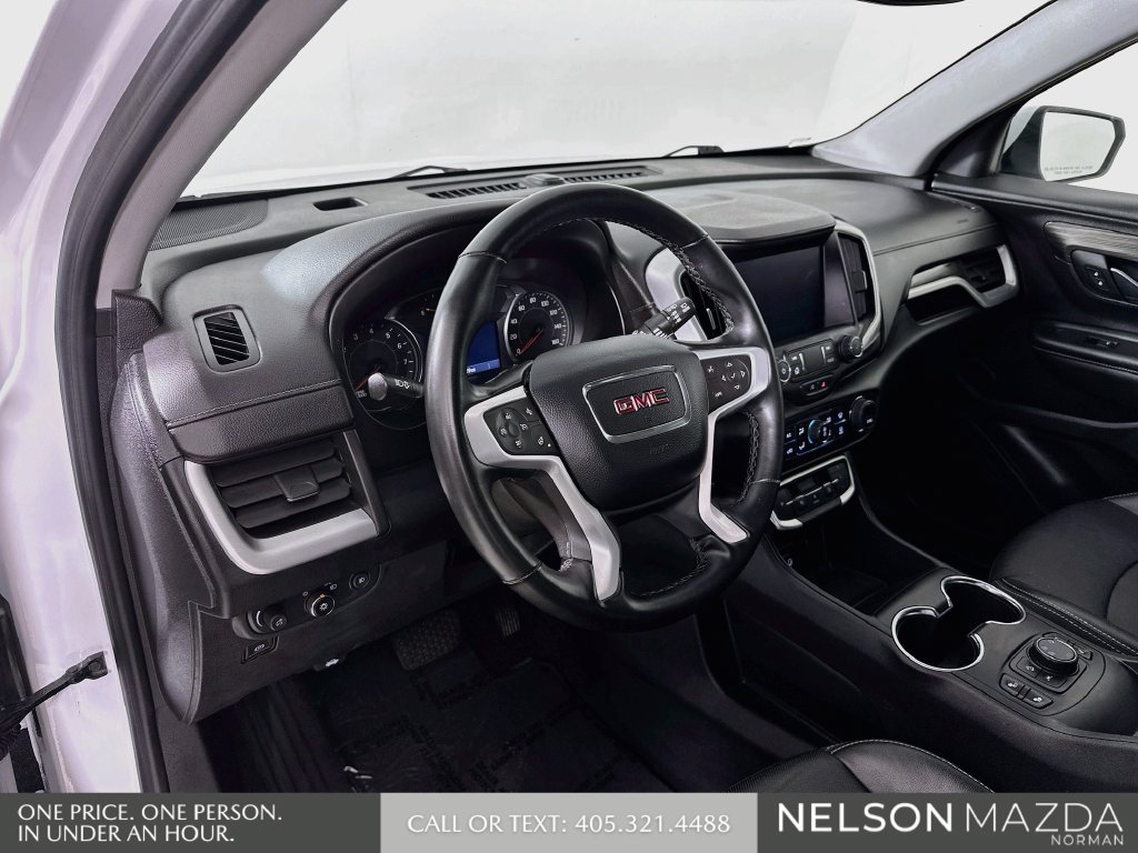Used 2024 GMC Terrain SLT AWD/4WD image 10
