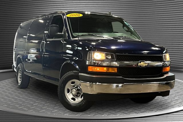 Used 2020 Chevrolet Express 2500 w/ Driver Convenience Package RWD image 3