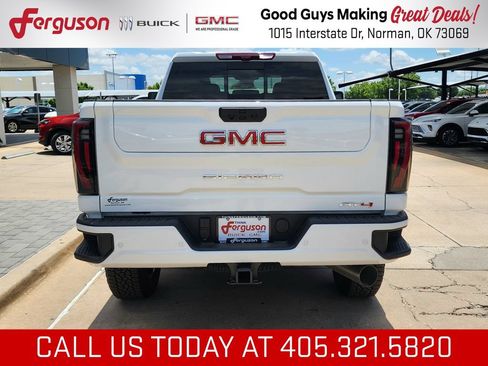 New 2026 GMC Sierra 2500 AT4 w/ AT4 Premium Plus Package AWD/4WD image 4