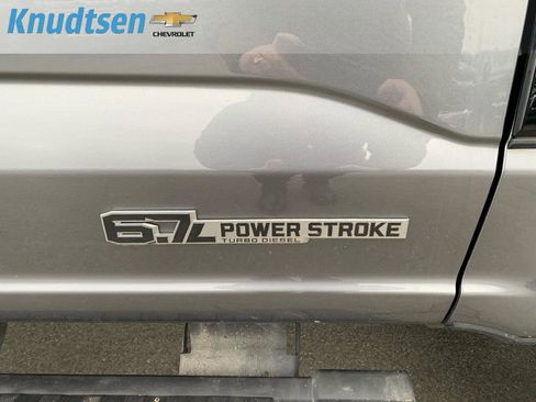 Used 2024 Ford F250 Lariat w/ Lariat Ultimate Package image 12