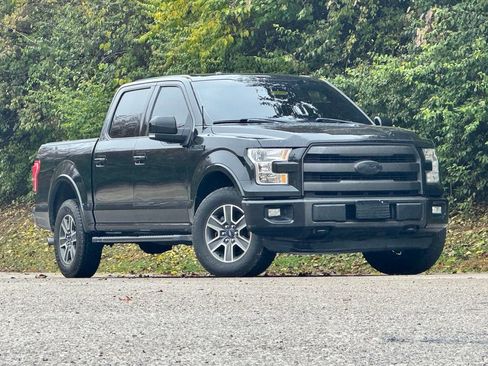 Used 2015 Ford F150 Lariat image 2