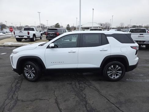 New 2026 Chevrolet Equinox LT FWD image 22