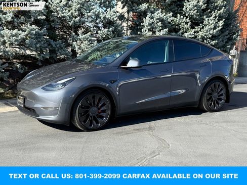 Used 2023 Tesla Model Y Performance image 1