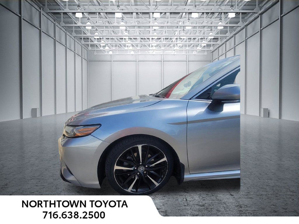 Used 2018 Toyota Camry XSE FWD image 6