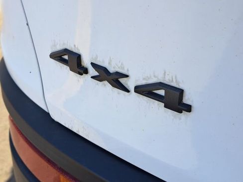 Used 2018 Jeep Cherokee Trailhawk w/ Comfort/Convenience Group image 29