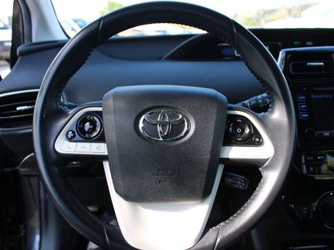 Used 2017 Toyota Prius Three w/ Carpet Mat Package FWD image 25