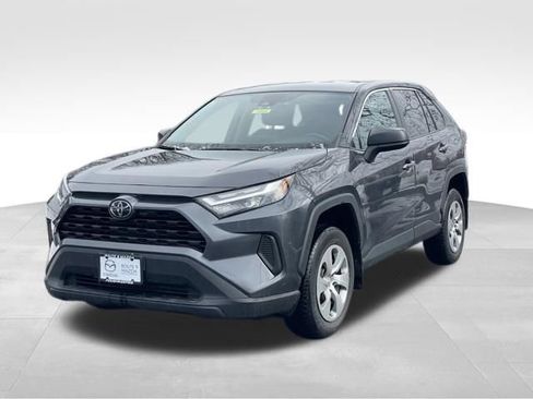 Used 2023 Toyota RAV4 LE AWD/4WD image 2