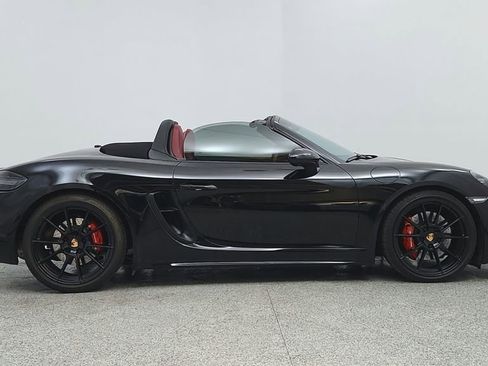 Used 2022 Porsche 718 Boxster GTS image 16