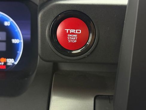 Used 2024 Toyota Tacoma TRD Sport image 15