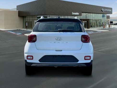 New 2026 Hyundai Venue SEL image 6