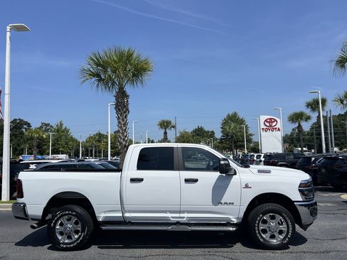 Used 2025 RAM 2500 Big Horn AWD/4WD image 11