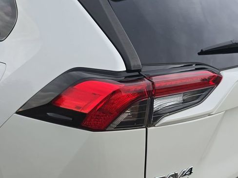 Certified 2022 Toyota RAV4 XLE Premium image 35