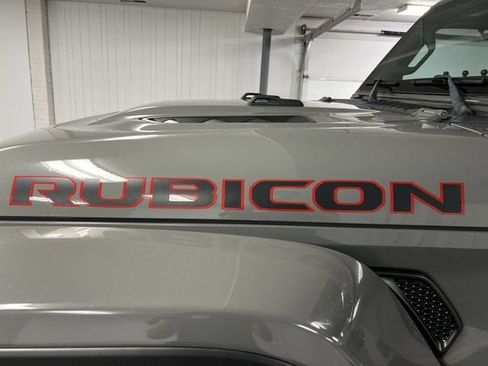 Used 2021 Jeep Gladiator Rubicon AWD/4WD image 31