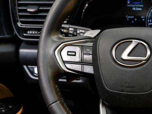 Used 2024 Lexus NX 250 FWD w/ Premium Package image 21