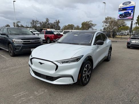 Used 2023 Ford Mustang Mach-E Premium image 1