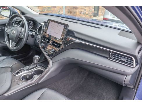 Used 2023 Toyota Camry XLE image 13