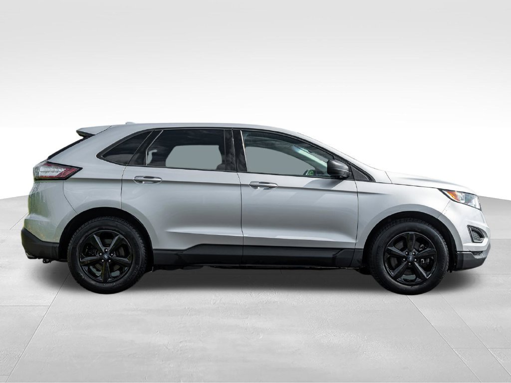 Used 2018 Ford Edge SE AWD/4WD image 8
