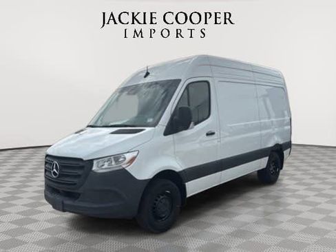 New 2024 Mercedes-Benz Sprinter 144 Cargo image 9