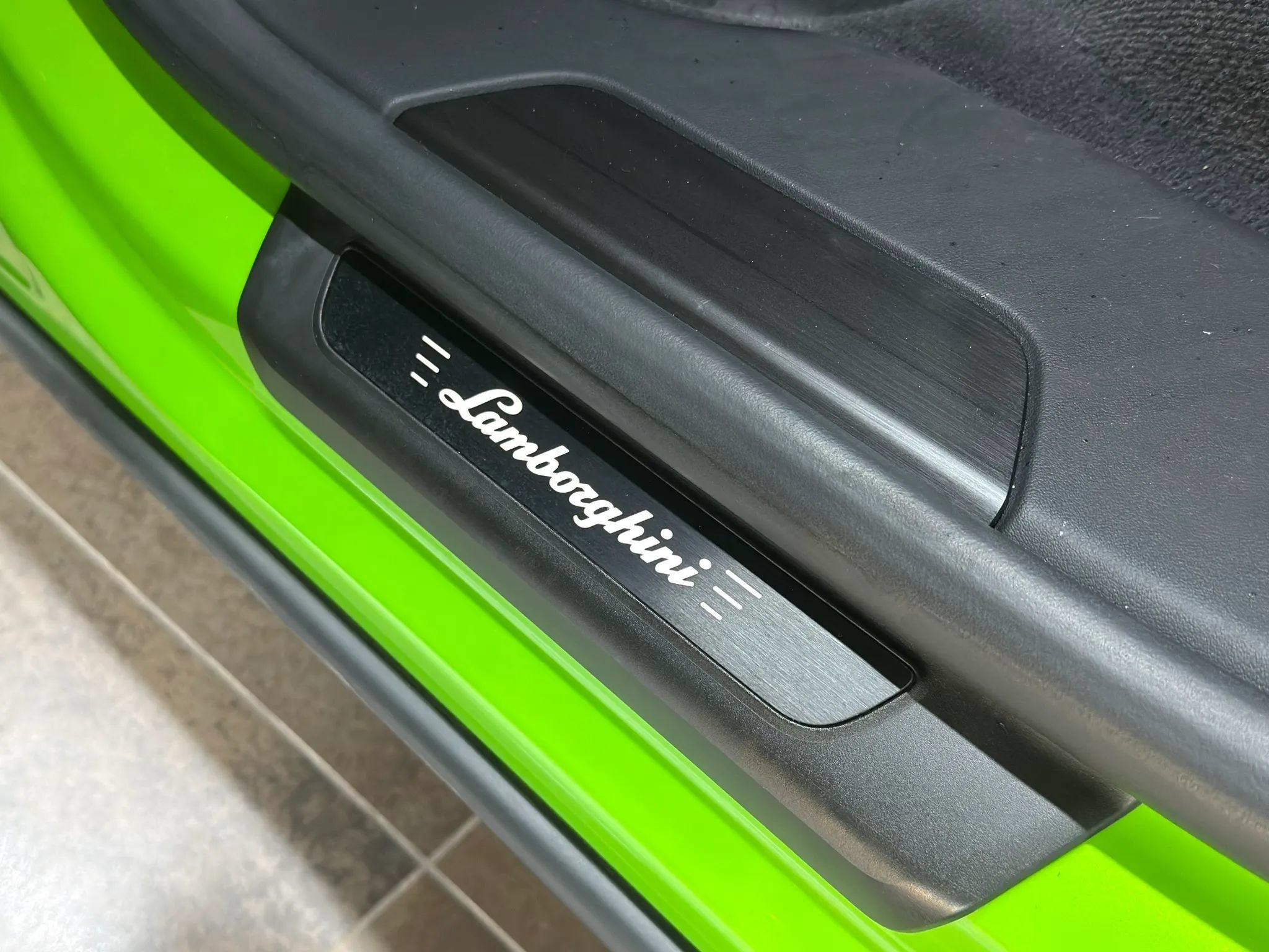 Used 2023 Lamborghini Urus S AWD/4WD image 43