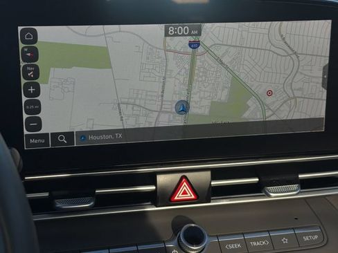 Used 2025 Hyundai Elantra SEL FWD image 19