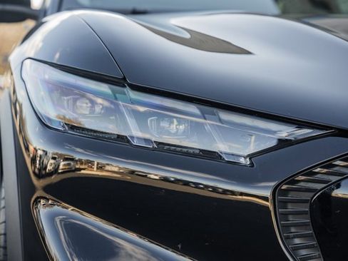 Certified 2025 Ford Mustang Mach-E Select w/ Comfort Package Lite image 16