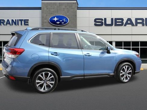 Used 2020 Subaru Forester Limited image 11