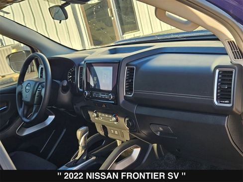 Used 2022 Nissan Frontier SV w/ Graphics Package image 29