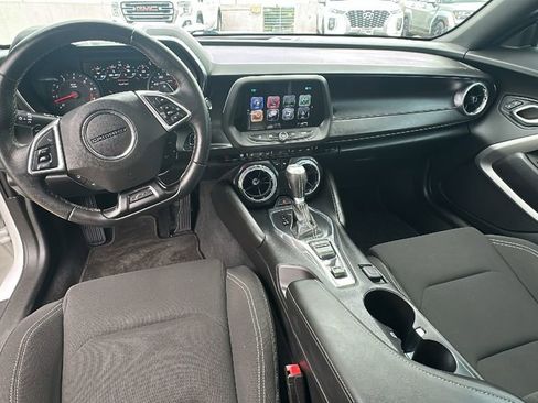 Used 2017 Chevrolet Camaro SS RWD image 22