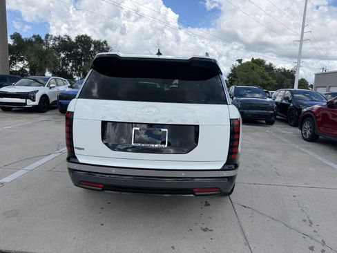 Used 2026 Hyundai Palisade Limited FWD image 5