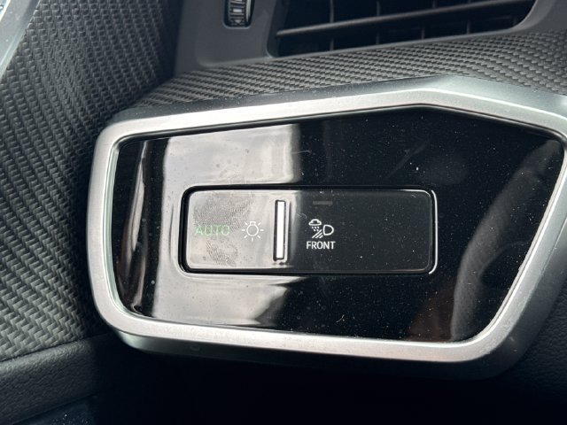 Used 2025 Audi S6 Premium Plus AWD/4WD image 40