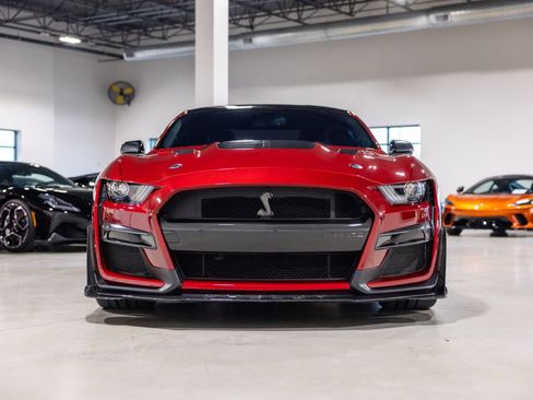 Used 2021 Ford Mustang Shelby GT500 w/ Carbon Fiber Track Pack RWD image 2