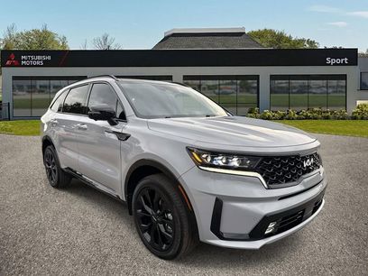 Used 2023 Kia Sorento SX