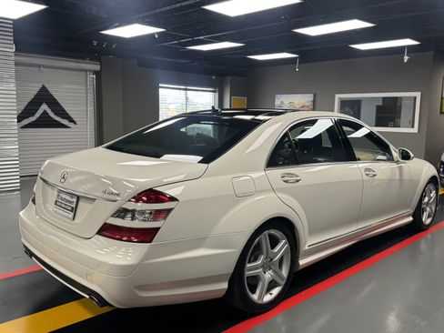 Used 2009 Mercedes-Benz S 550 4MATIC image 6