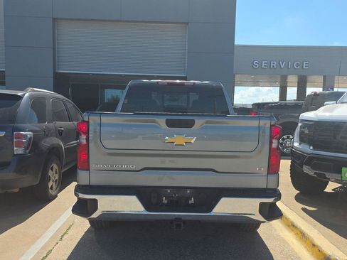 Used 2025 Chevrolet Silverado 1500 LT w/ Texas Edition Plus AWD/4WD image 6