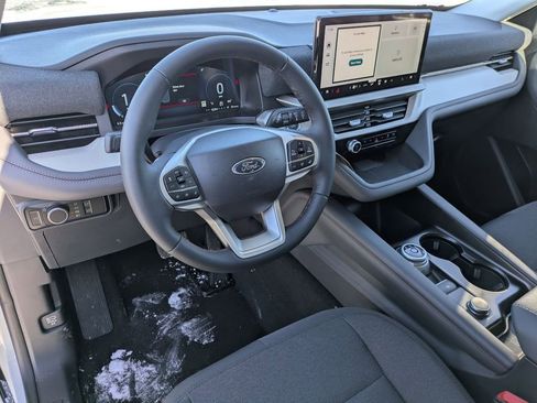 New 2026 Ford Explorer Active image 10