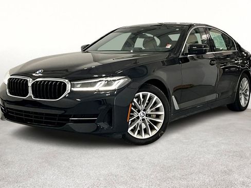 Used 2023 BMW 530i w/ Premium Package image 14